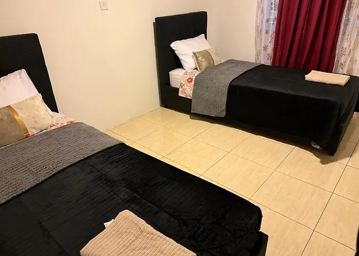 Town House, 10m From Chabad Lubavitch Larnaca